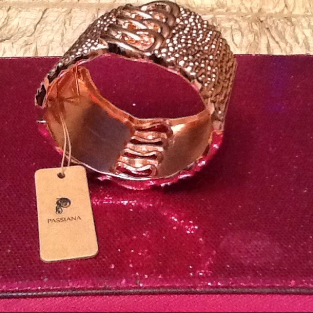 Bangle - Picture 2 of 3